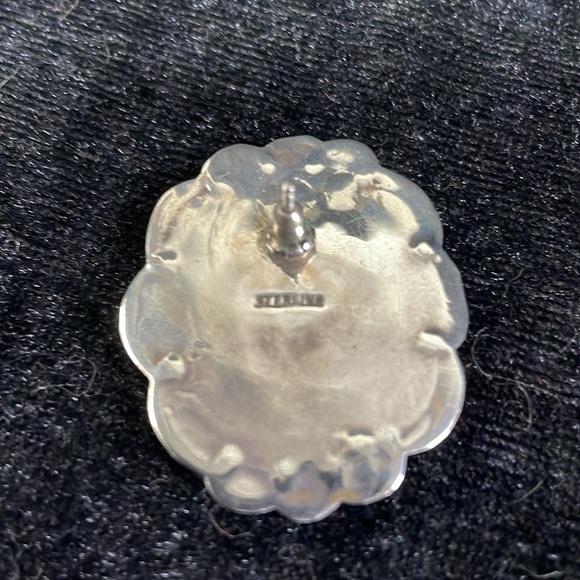 Vintage Sterling silver with black onyx earrings. - Picture 4 of 5